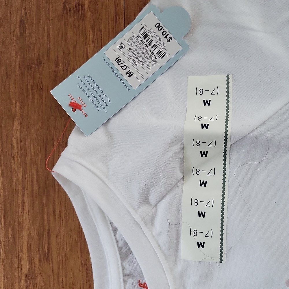 Girls embellished tee - Picture 2 of 3